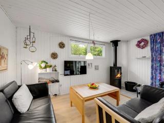 Holiday Home Sami - 600m to the fjord by Interhome - 3