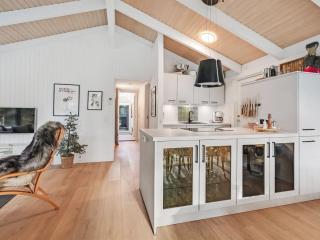 Holiday Home Edvard - 300m from the sea by Interhome - 7