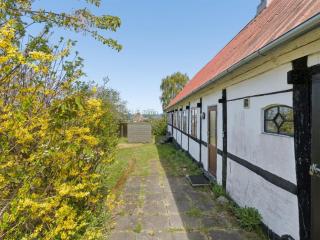 Holiday Home Espen - 300m from the sea by Interhome - 6
