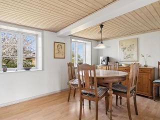 Holiday Home Espen - 300m from the sea by Interhome - 2