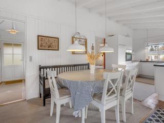 Holiday Home Anelle - 100m from the sea by Interhome - 3