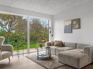 Holiday Home Barnet - 180m to the fjord by Interhome - 9