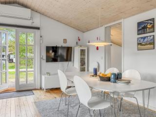 Holiday Home Momo - 2-8km from the sea by Interhome - 4