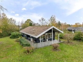Holiday Home Mika - 300m from the sea by Interhome - 0