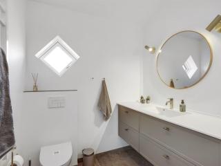 Holiday Home Eida - 500m from the sea by Interhome - 5