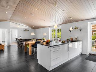 Holiday Home Merit - 3-2km from the sea by Interhome - 4