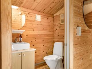 Holiday Home Tjarko - 690m to the fjord by Interhome - 5