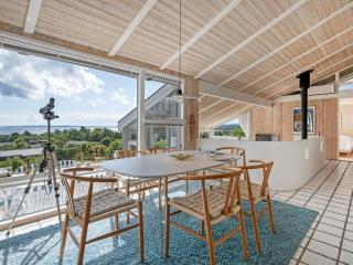 Holiday Home Sybil - 700m from the sea by Interhome - 7