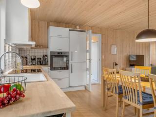 Holiday Home Ovine - 900m from the sea by Interhome - 7