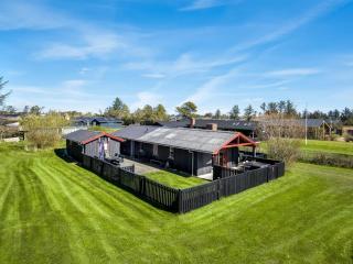 Holiday Home Kiana - 800m from the sea by Interhome - 0