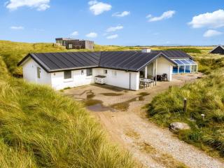 Holiday Home Nimrod - 70m from the sea by Interhome - 1