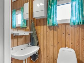 Holiday Home Pihla - 150m from the sea by Interhome - 2