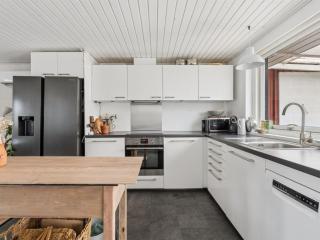 Holiday Home Pihla - 1km from the sea by Interhome - 2