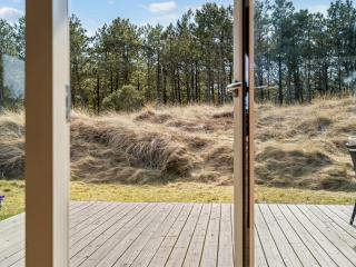Holiday Home Steinunn - 600m from the sea by Interhome - 9