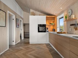 Holiday Home Steinunn - 600m from the sea by Interhome - 4