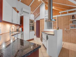 Holiday Home Groa - 50m from the sea by Interhome - 2