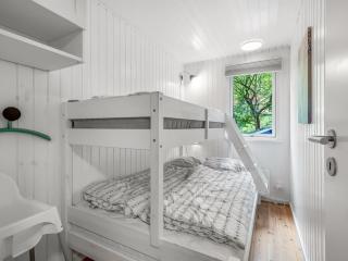 Holiday Home Simjanka - 800m from the sea by Interhome - 2