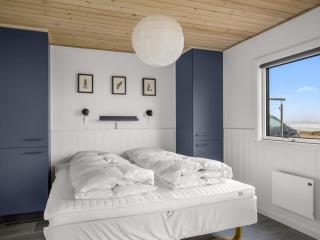 Holiday Home Ioar - 10m from the sea by Interhome - 1