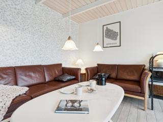 Holiday Home Gittel - 200m from the sea by Interhome - 3