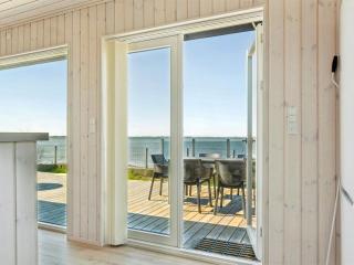 Holiday Home Eleni - 3m from the sea by Interhome - 3