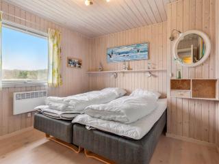 Holiday Home Danail - 250m from the sea by Interhome - 3