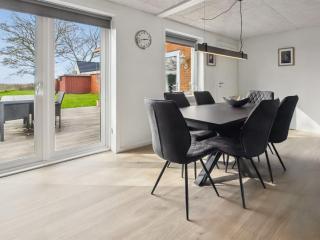 Holiday Home Milan - 20km from the sea by Interhome - 6