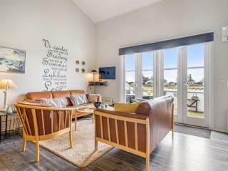 Apartment Melvin - 50m to the fjord by Interhome - 9