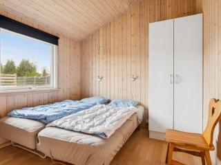 Holiday Home Loki - 200m from the sea by Interhome - 4