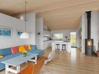 Holiday Home Minka - 500m from the sea by Interhome - 2