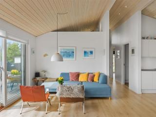 Holiday Home Minka - 500m from the sea by Interhome - 3