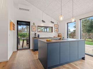 Holiday Home Martin - 800m from the sea by Interhome - 2