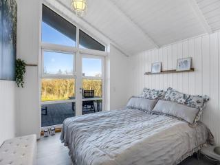 Holiday Home Halona - 400m from the sea by Interhome - 2