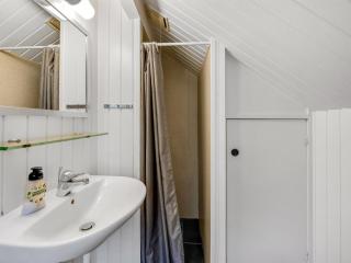 Holiday Home Avni - 30km from the sea by Interhome - 2