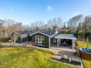 Holiday Home Ascan - 300m to the fjord by Interhome - 0