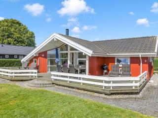 Holiday Home Thorben - 350m from the sea by Interhome - 5
