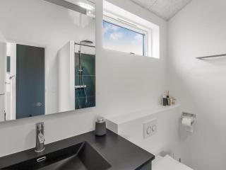 Holiday Home Junis - 900m from the sea by Interhome - 2