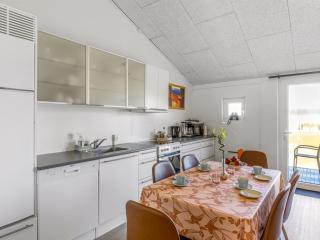 Apartment Eilika - 100m from the sea by Interhome - 8