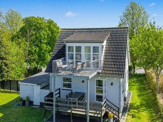 Holiday Home Hjort - 80m from the sea by Interhome - 0