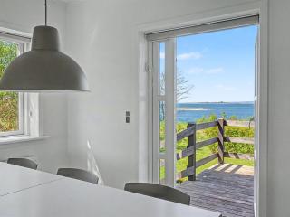 Holiday Home Hjort - 80m from the sea by Interhome - 5