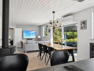 Holiday Home Loreia - 1-4km from the sea by Interhome - 2