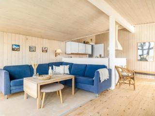Holiday Home Thorsten - 600m from the sea by Interhome - 5