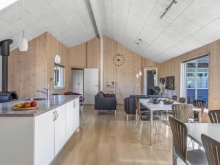 Holiday Home Finwith - 600m from the sea by Interhome - 1