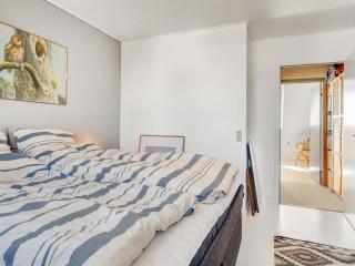 Apartment Sinika - 400m from the sea by Interhome - 3