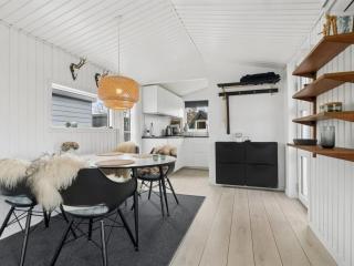 Holiday Home Ally - 1-2km from the sea by Interhome - 7