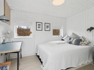 Holiday Home Ally - 1-2km from the sea by Interhome - 3