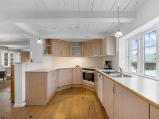 Holiday Home Synnöve - 1-7km to the fjord by Interhome - 6