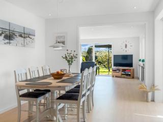 Holiday Home Signe - 600m from the sea by Interhome - 1