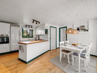 Holiday Home Maiti - 400m to the fjord by Interhome - 2