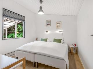 Holiday Home Eike - from the sea by Interhome - 2
