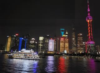 Merit Sun City Garden 180 3 Bedroom Apartment Near Yu Garden and The Bund - 9